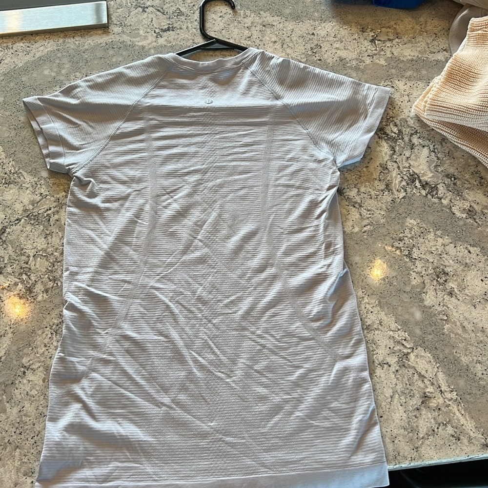 Lululemon Swiftly Tech Lavender Size 6 - image 3